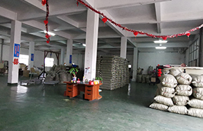 塑料中空容器成型擠出系統(tǒng)模頭結(jié)構(gòu)分析.jpg